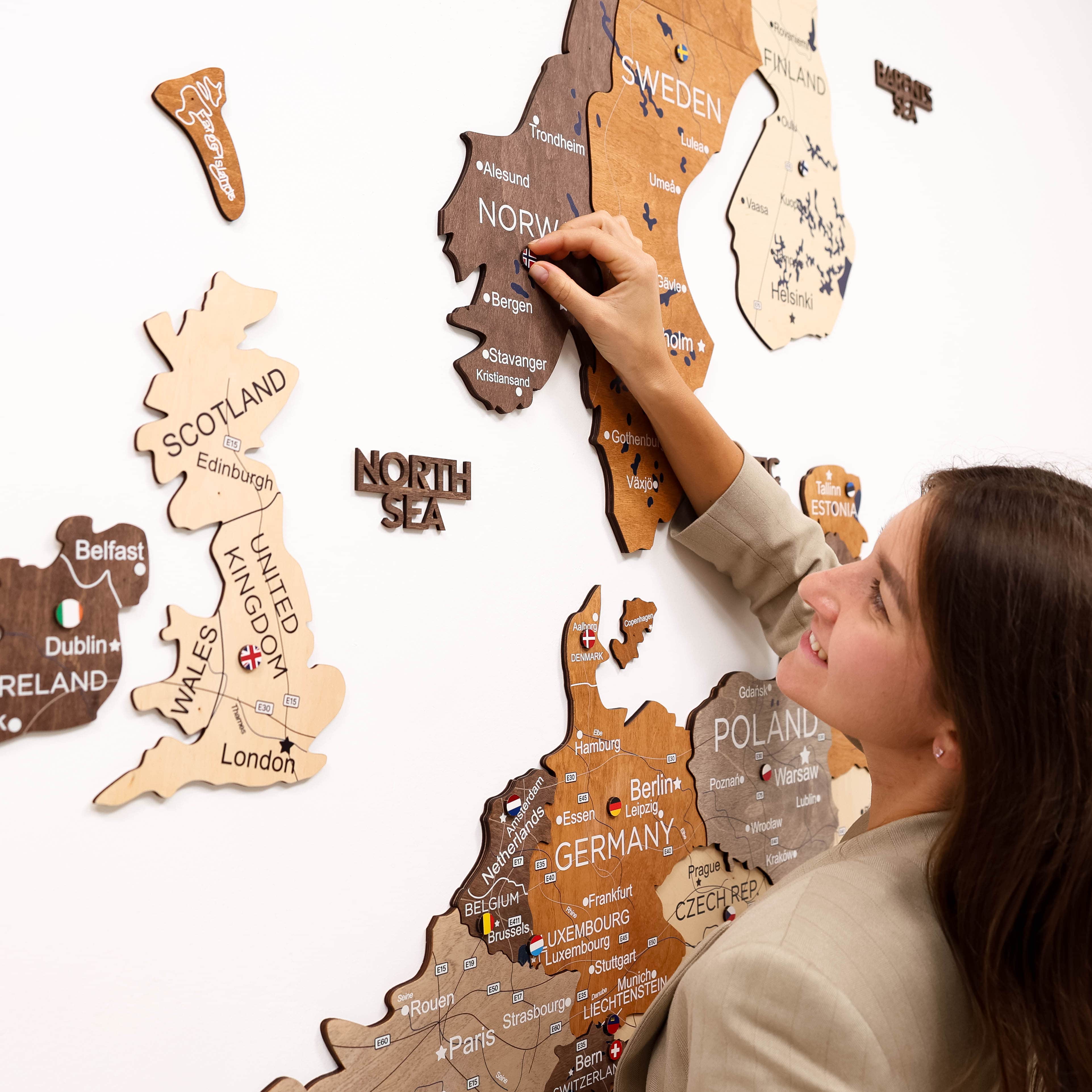 3D Europe Wooden Map Multicolor - Image 9