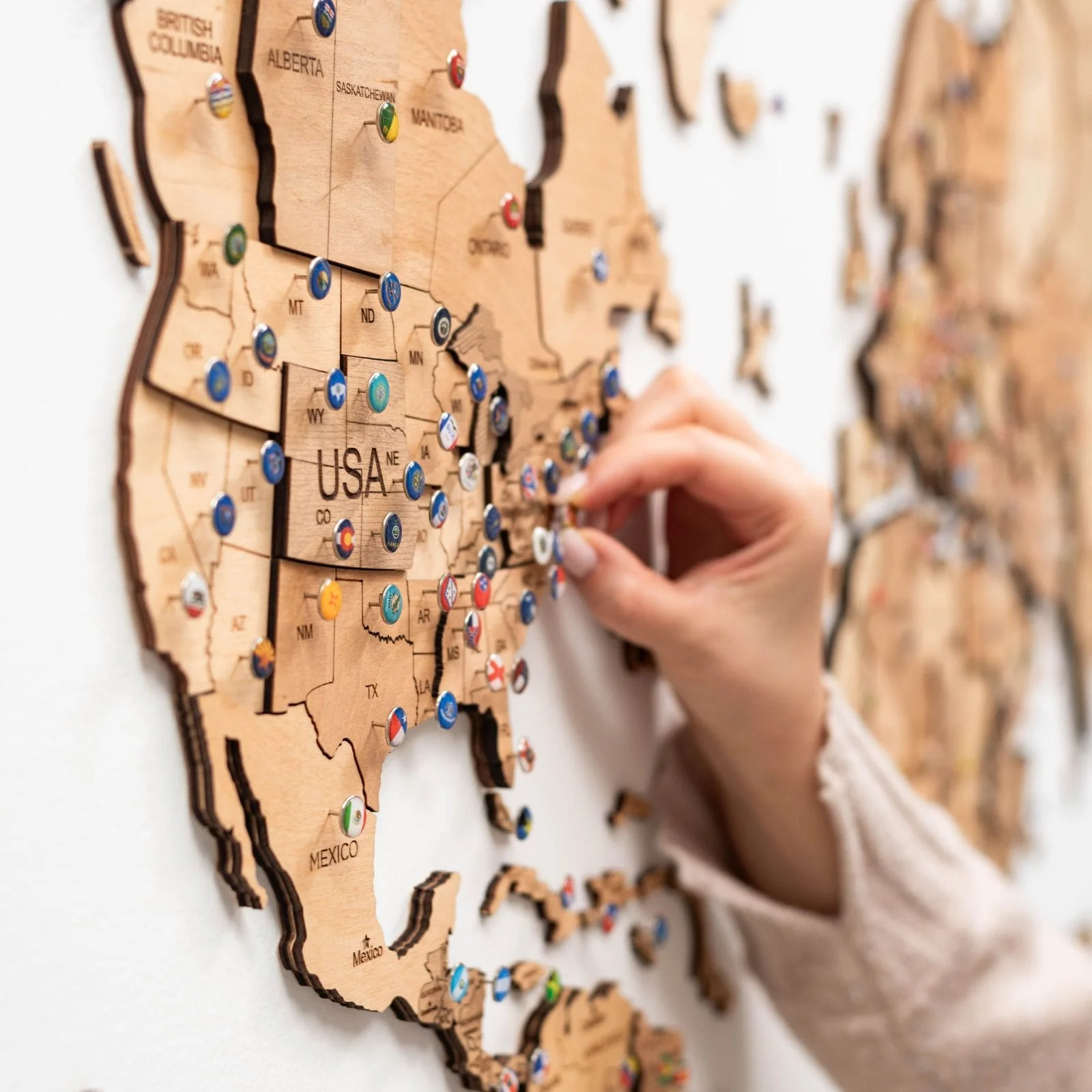 3D Wooden World Map Gold - Image 3